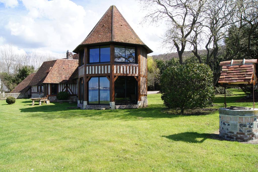 La Girelle, bord de mer Bed and Breakfast Honfleur Exterior foto