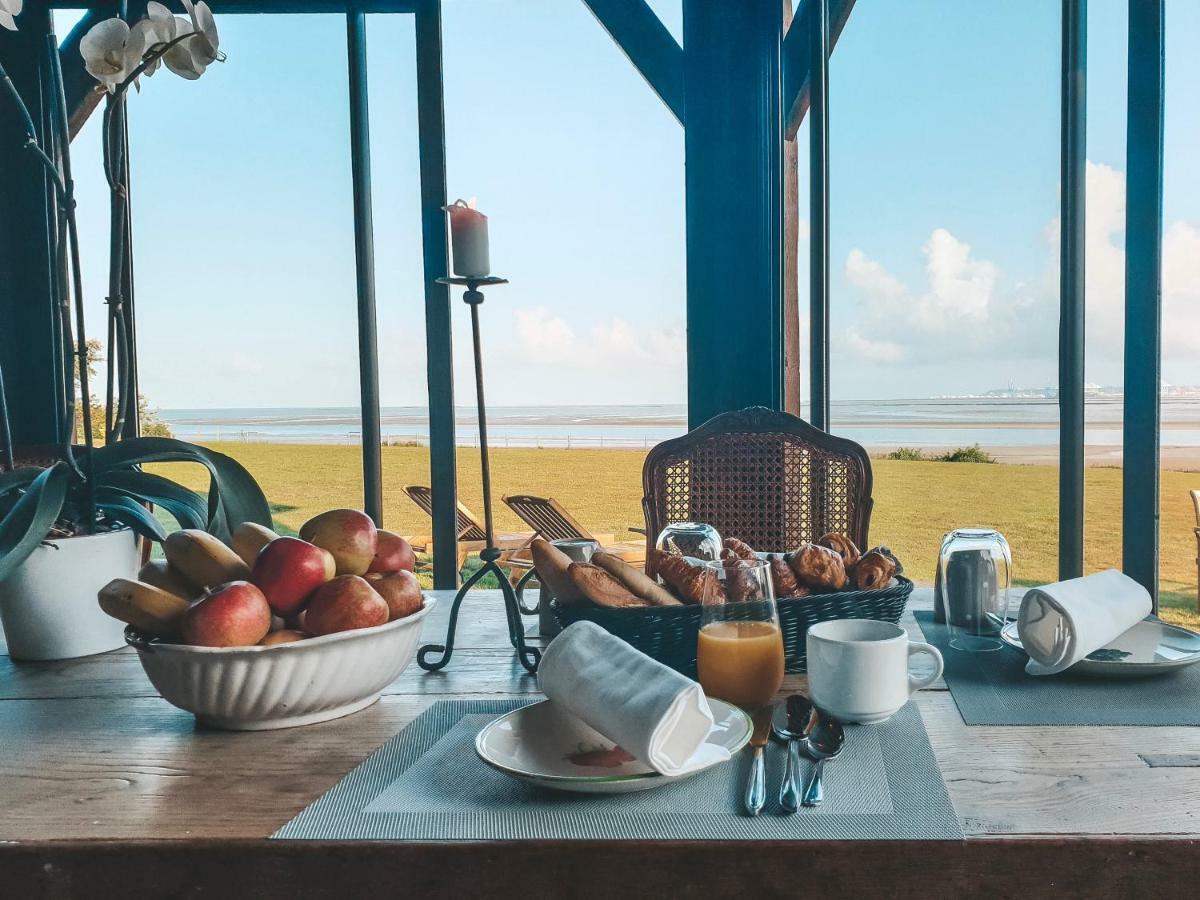 La Girelle, bord de mer Bed and Breakfast Honfleur Exterior foto